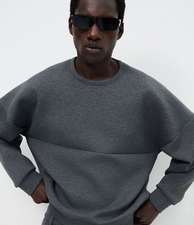Buzo Masculino en Malla Pesada Scuba Oversized Cuello Redondo 5