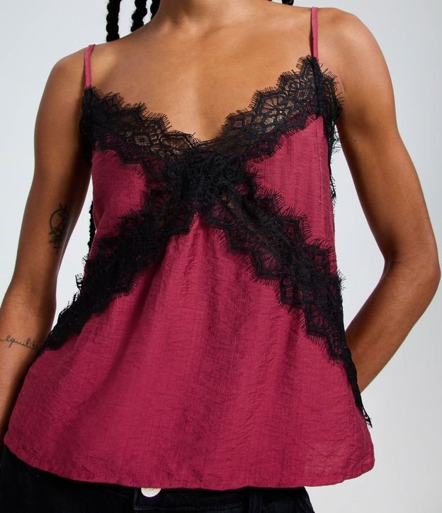 Blusa en Crepé con Breteles Finos y Encaje Cruzada en el Busto 4