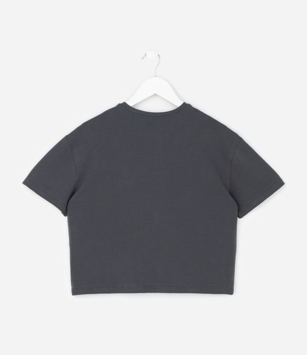 Remera Infantil en Algodón con Estampa de Sellos – Talle 5 a 14 años 2