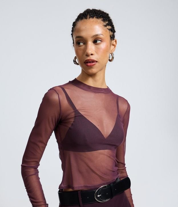 Blusa en Tule con Cuello Alto y Fruncidos 2