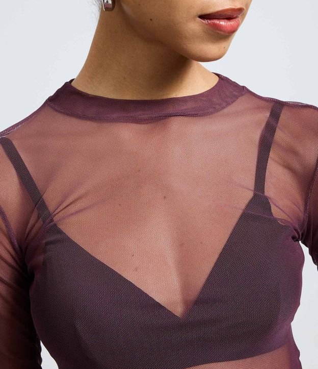 Blusa en Tule con Cuello Alto y Fruncidos 6