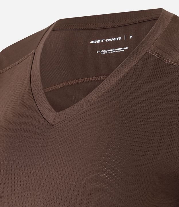 Remera Deportiva en Microfibra Agujerada con Ruedo Mullet 5