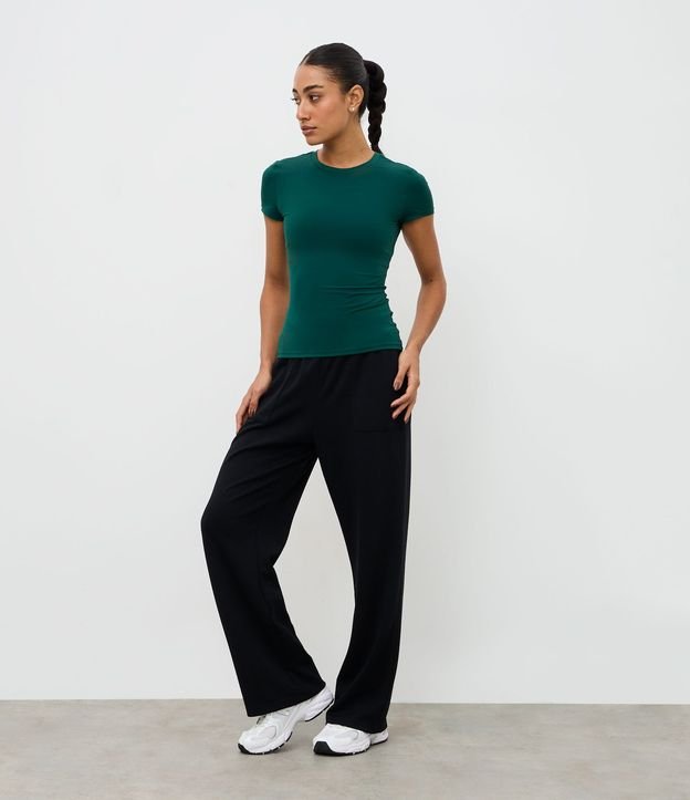 Remera Deportiva en Microfibra con Manga Corta 2