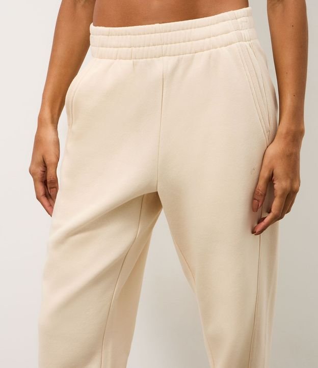 Pantalón Jogger Deportiva en Algodón con Recortes Canelados 3
