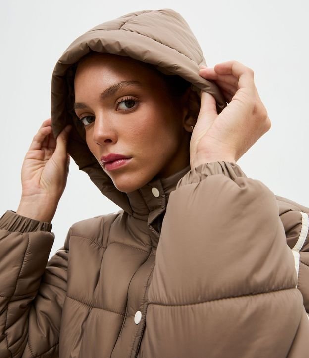 Campera Puffer Deportiva en Poliamida con Bies Contrastante 4