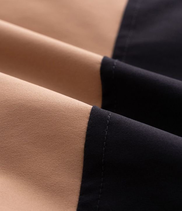 Chaqueta Masculina Parka en Poliéster con Capucha Ajustable 6