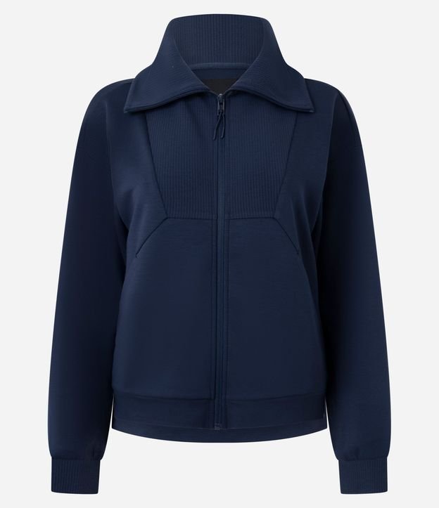 Campera Deportiva en Modal con Detalles Canelados