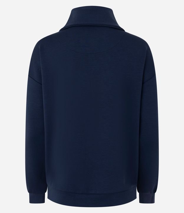 Campera Deportiva en Modal con Detalles Canelados 6
