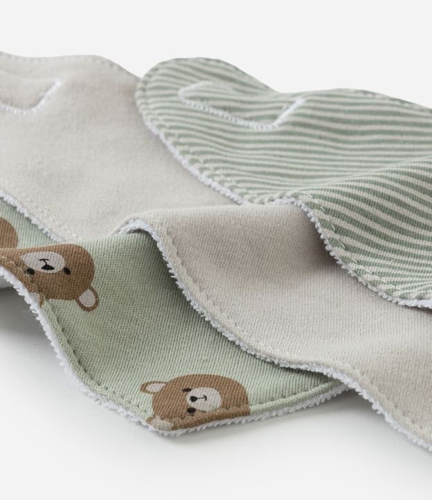 Kit 03 Baberos Infantil en Algodón con Estampado – Talle U