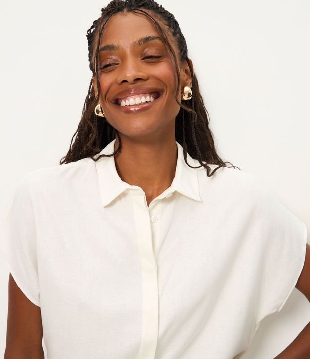 Blusa en Viscolino con Cuello y Sin Sisa 5