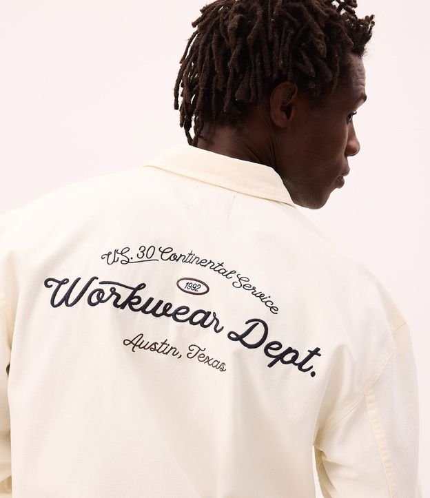 Camisa Overshirt Boxy Manga Larga en Sarga con Bordado Workwear Dept 3