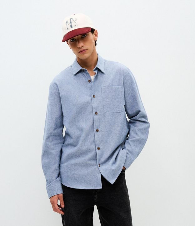 Camisa Comfort Manga Larga en Franela con Bolsillo y Textura