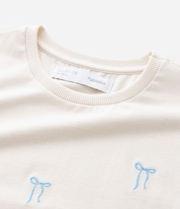 Remera Infantil con Bordado de Moñitas – Talle 5 a 14 años 5