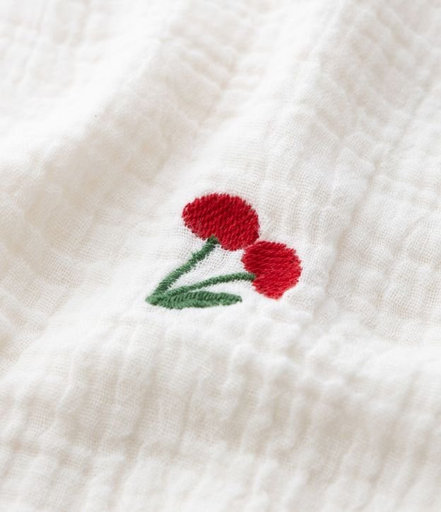 Camisa Infantil con Bordados de Cerezas y Cuello de Ganchillo – Talle 5 a 14 años 4