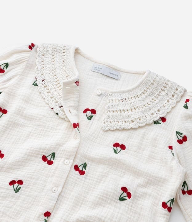 Camisa Infantil con Bordados de Cerezas y Cuello de Ganchillo – Talle 5 a 14 años 7