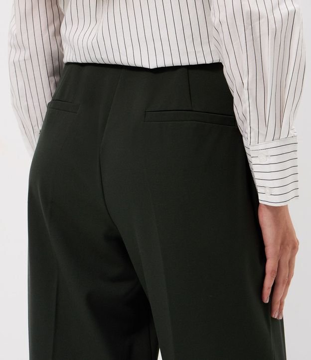 Pantalón Recto en Sastrería con Bolsillo Cuchillo 4