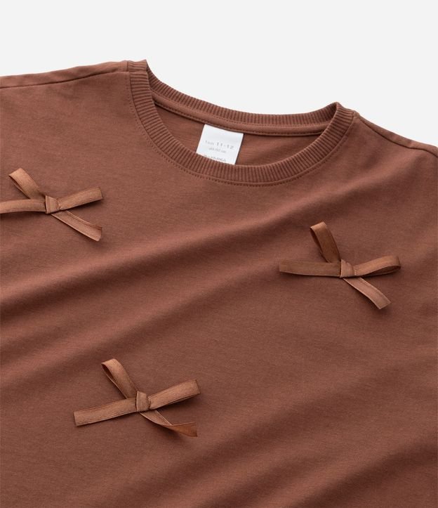 Remera Infantil Relaxed Boxy con Moñitas Aplicadas – Talle 5 A 14 años 4