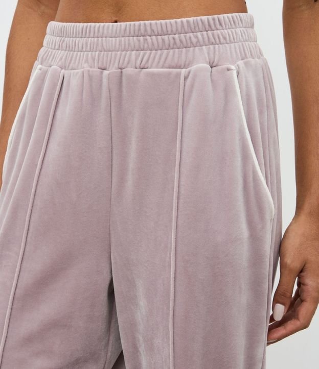 Pantalón Deportivo Recto en Plush con Piping Contrastante 3