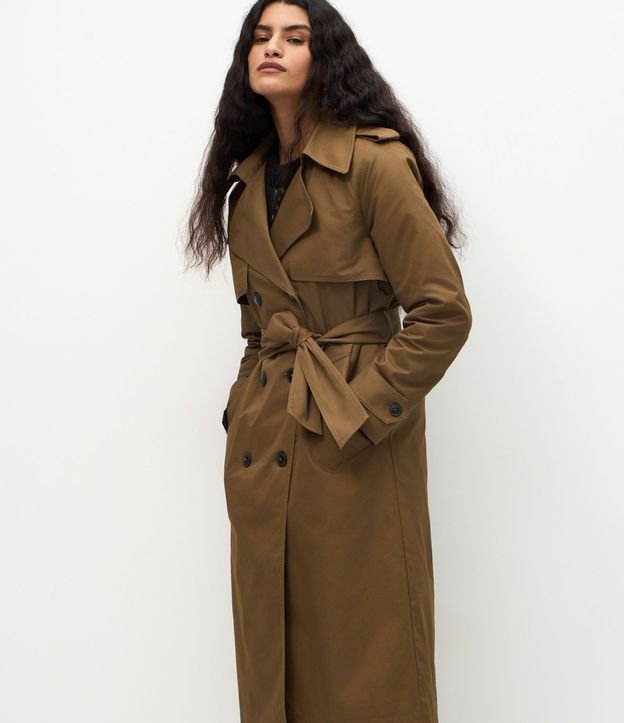Trench Coat Alargado en Gabardine con Cinta para Lazo 5