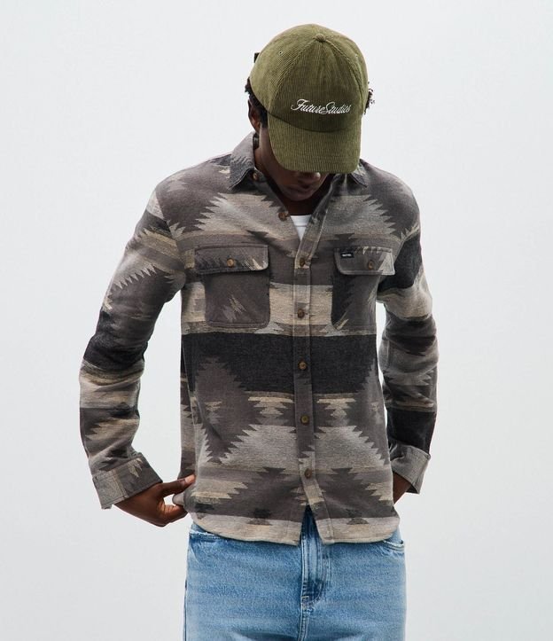 Camisa Comfort en Jacquard con Bolsillos y Estampa