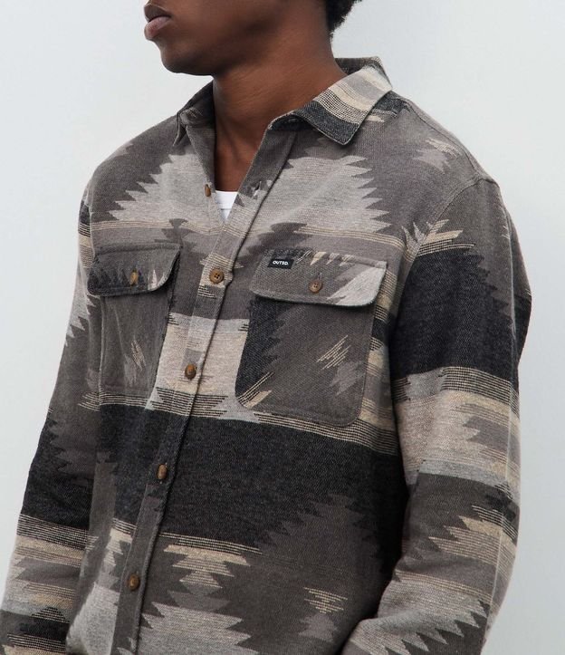 Camisa Comfort en Jacquard con Bolsillos y Estampa 3