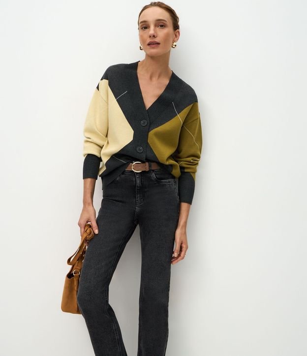 Pantalón Recto en Jeans con Cintura Alta
