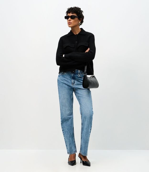 Pantalón Recto Estructurado en Jeans