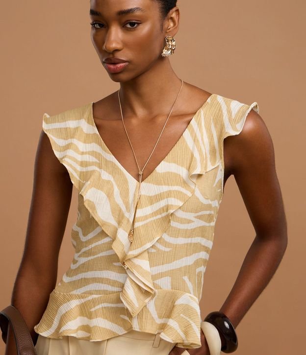 Blusa en Anarruga con Volados y Estampado Zebra 6