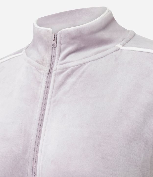 Campera Deportiva en Plush con Piping Contrastante 6