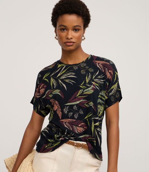 Blusa Casual Media Malla con Estampa de Hojas