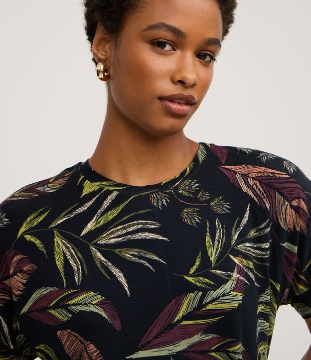 Blusa Casual Media Malla con Estampa de Hojas 4