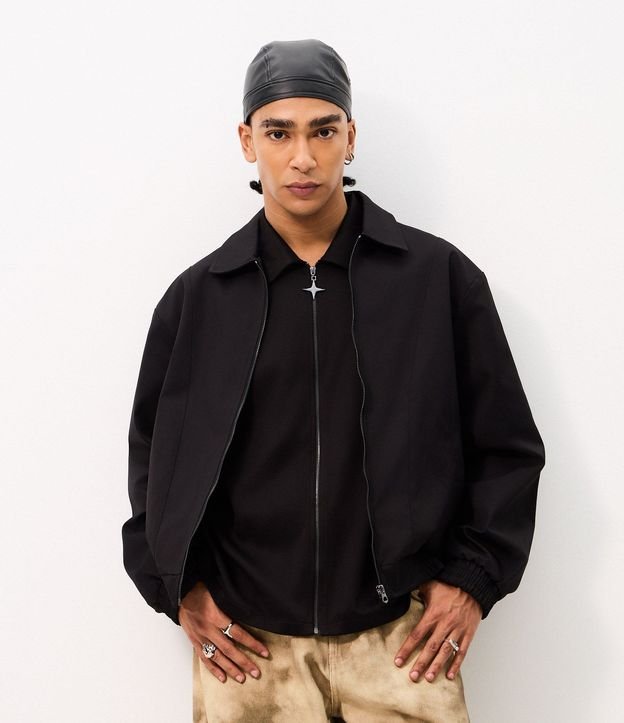 Campera Boxy con Elástico en el Ruedo y Recortes 3