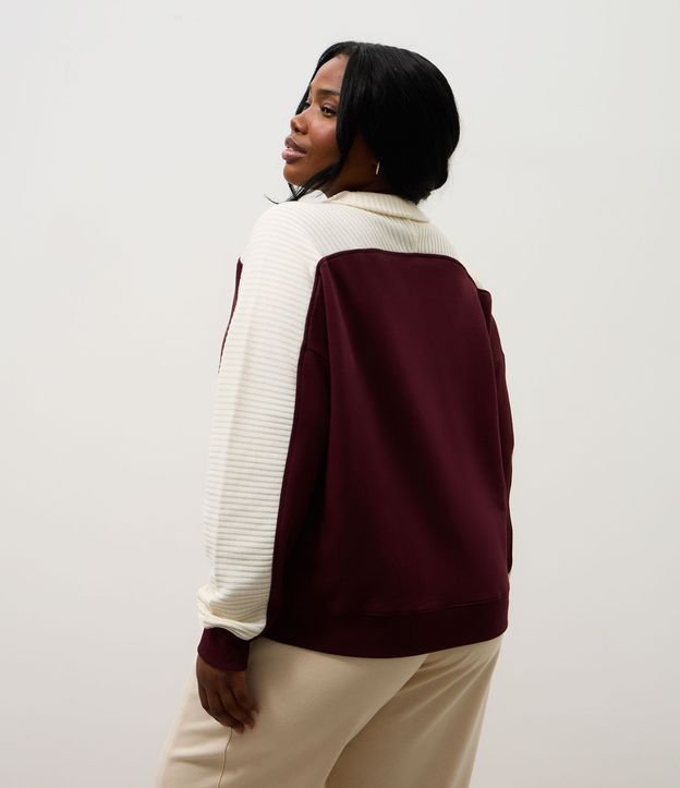 Buzo Deportivo Oversized en Cotton con Recorte Rectilínea 7
