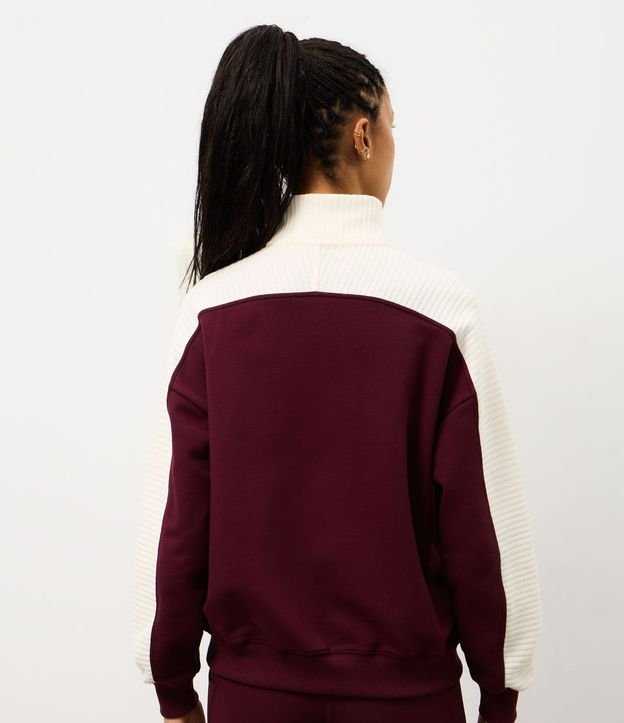 Buzo Deportivo Oversized en Cotton con Recorte Rectilínea 4