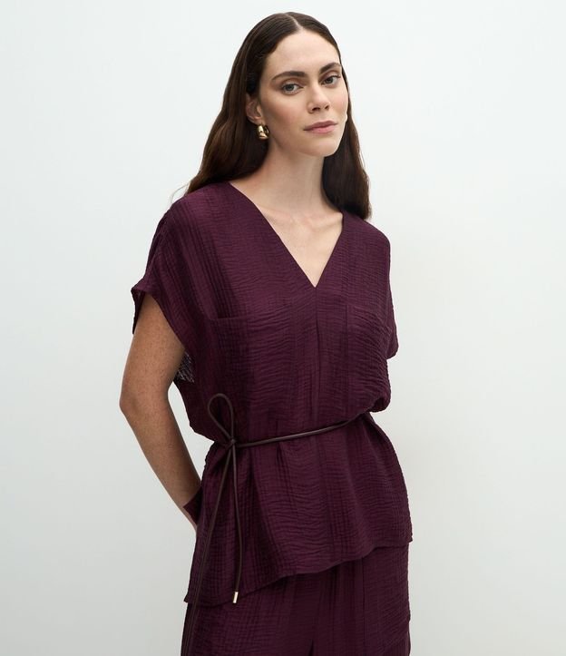 Camisa en Viscosa con Cinturón Fino Estructurada 3
