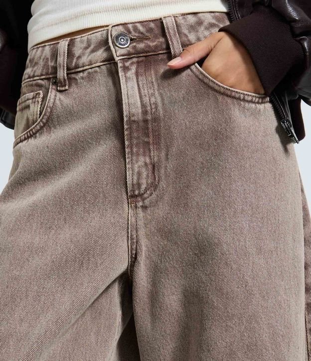Pantalón Barrel en Jeans Cationizado con Cintura Alta 4