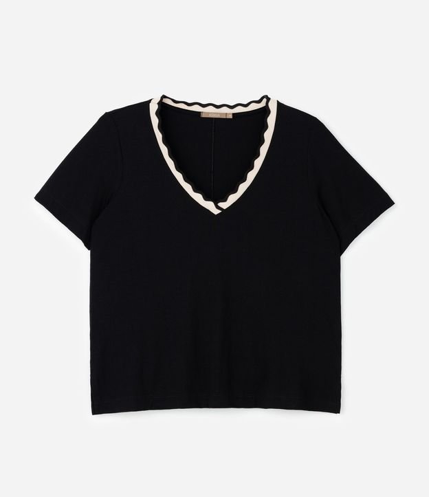 Blusa en Viscolycra con Cuello de Ondinha Curve & Plus Size 4
