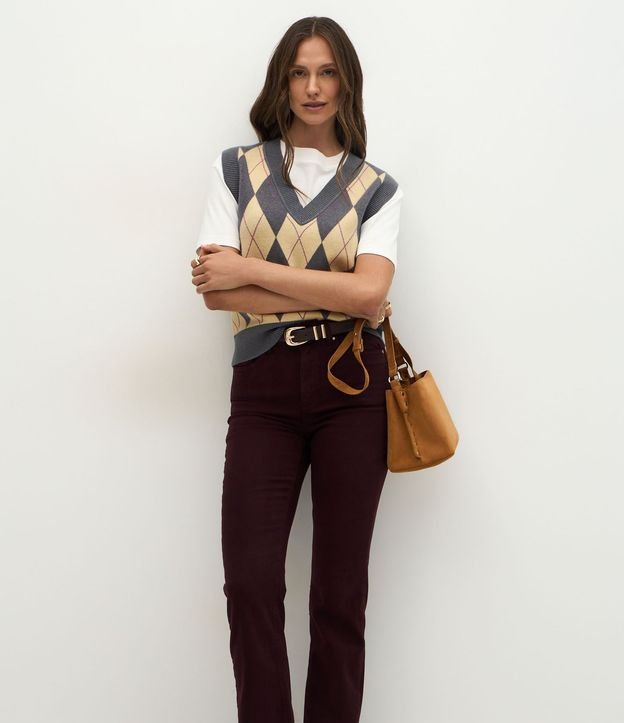 Pantalón Slim Cintura Mediana en Jeans con Elastano y Encaje 2