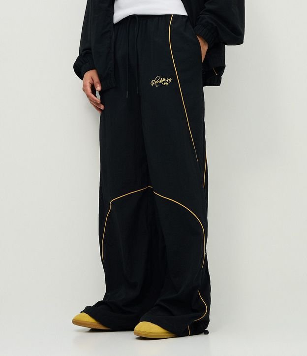 Pantalón Masculino Microfibra Ronaldinho con Piping Contrastante 4