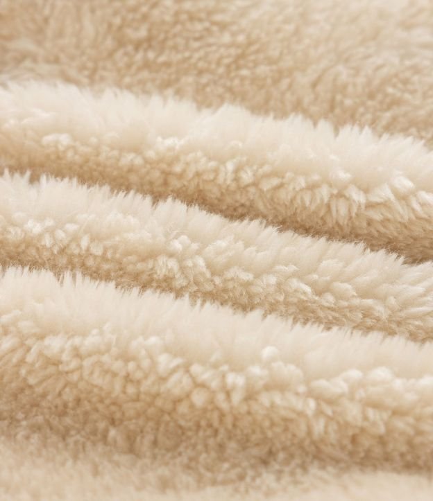 Campera Masculina Fleece con Detalles Contrastantes 8