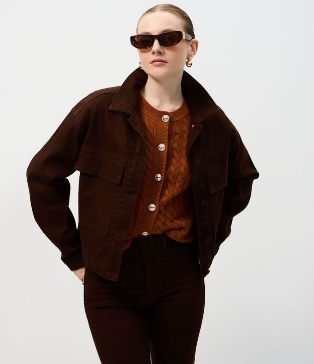 Campera en Sarga Acanalada con Cuello Padre y Bolsillos Delanteros