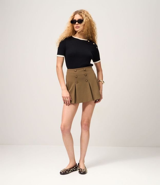 Blusa Manga Corta en Rib con Botones en el Hombro 2
