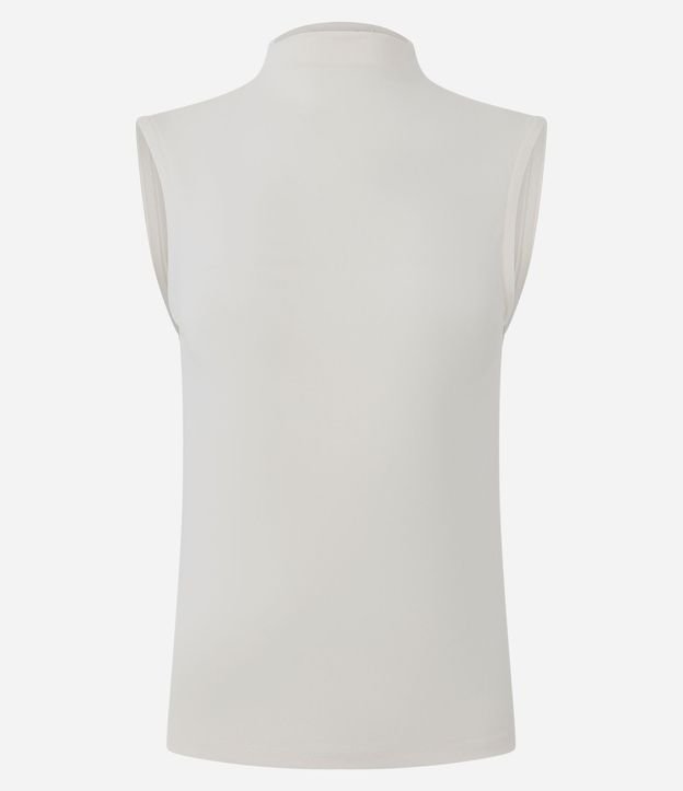 Blusa Regular de Modal con Cuello Alto 4