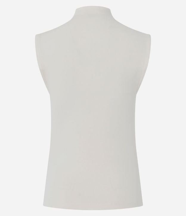 Blusa Regular de Modal con Cuello Alto 6
