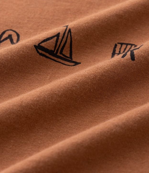Remera en Algodón con Estampado de Íconos Playeros 6