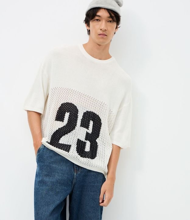Remera Oversized Manga Corta en Jacquard Deportiva Nº 23