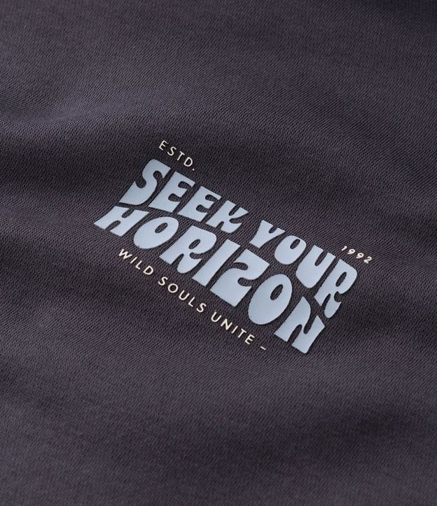 Algodón con Lettering Seek Your Horizon y Capucha 9