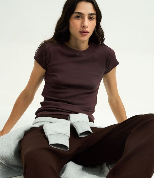 Blusa Básica Ajustada en Algodón con Cuello Redondo 4
