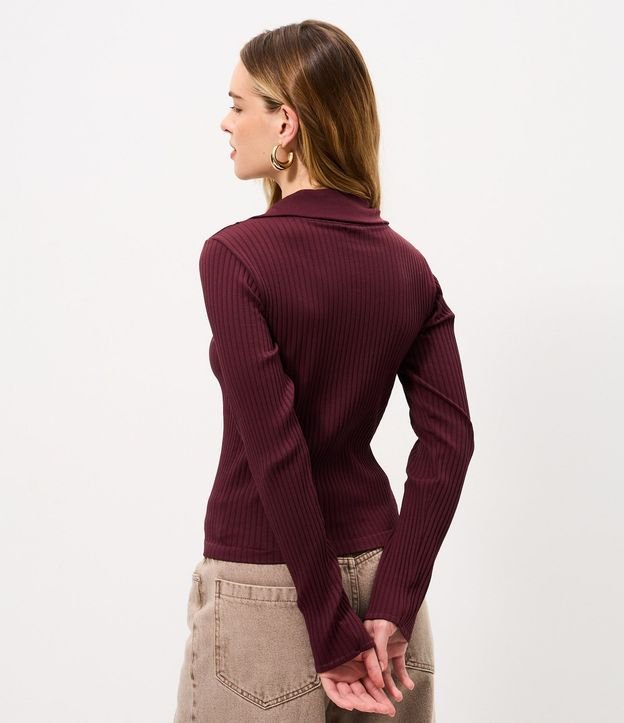 Blusa Seamless Manga Larga en Microfibra con Cuello Polo 4