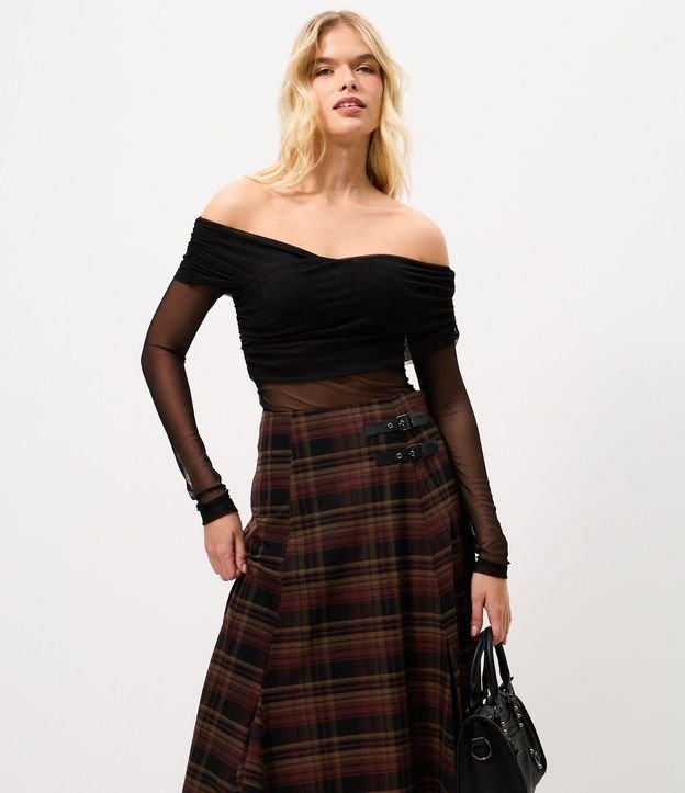Blusa en Tule con Escote Hombro a Hombro Traspasado 3